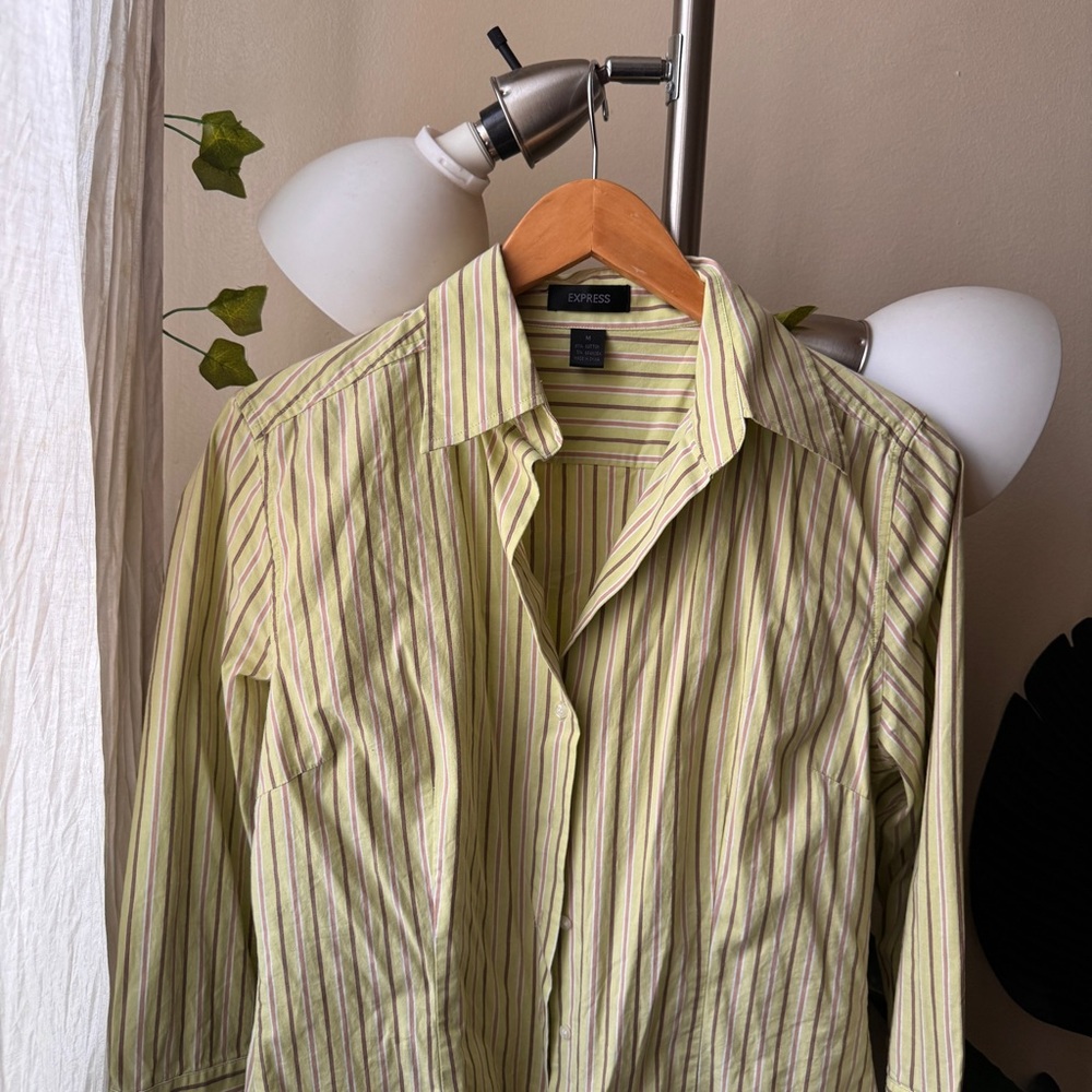 Express Button down Shirt - Picture 2 of 5